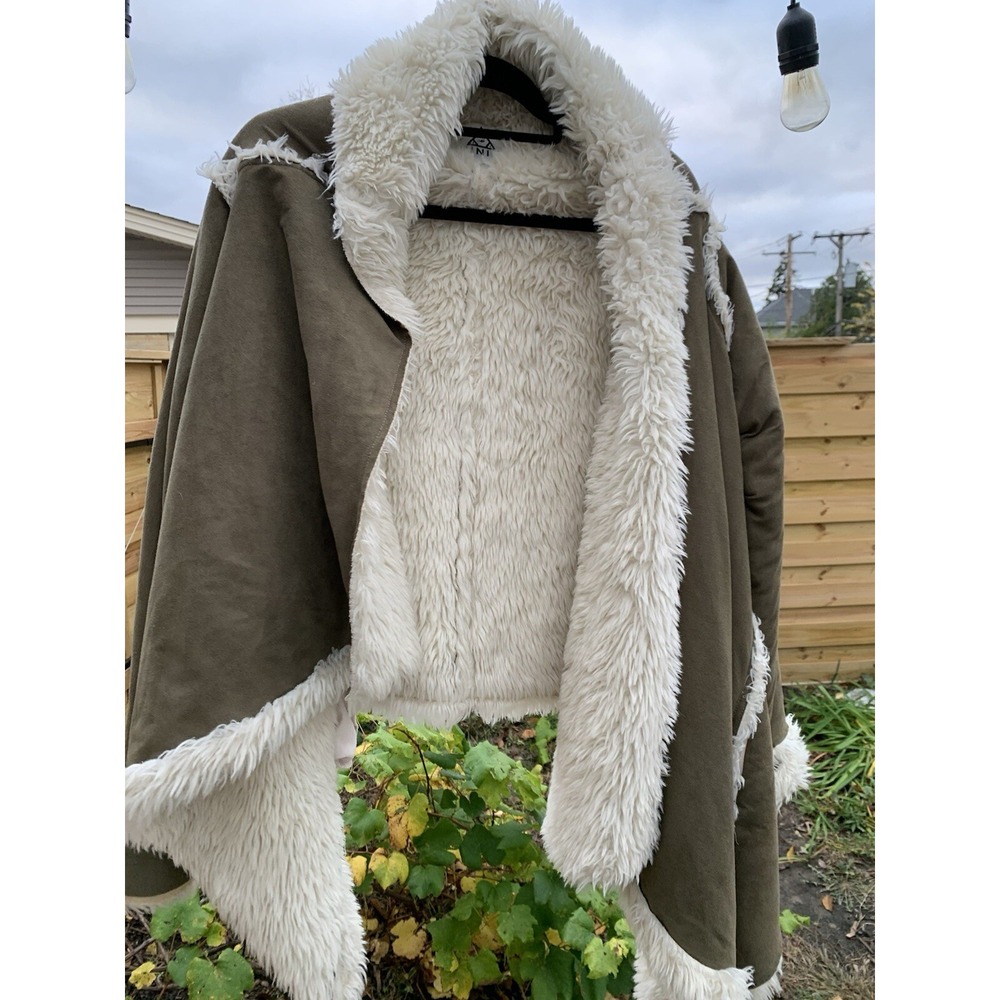 UNIF Chelsea Shearling Coat Women small Olive Faux Fur Open Front penny lane Y2K - Picture 4 of 16